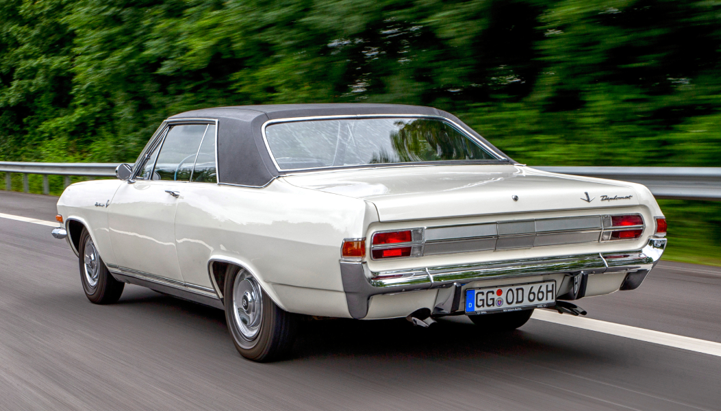 Opel KAD luxewagens op Concours d'élégance