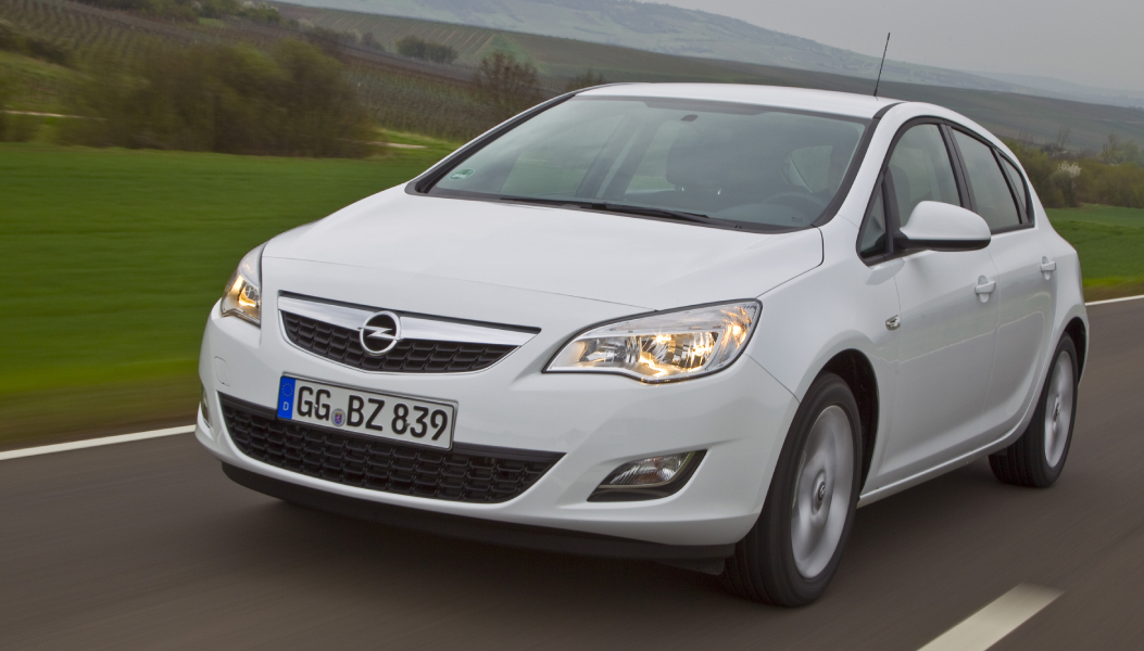 Opel Astra J 